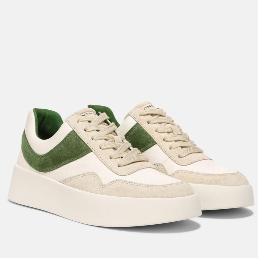 Vince Warren Court Leather And Suede
Sneaker Palm Leaf women size 8 NEW